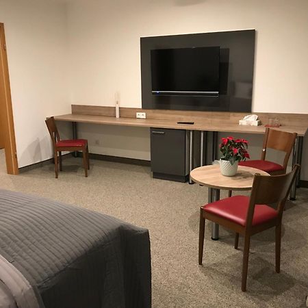 Pension Scheiber Hof Нойнкирхен Экстерьер фото